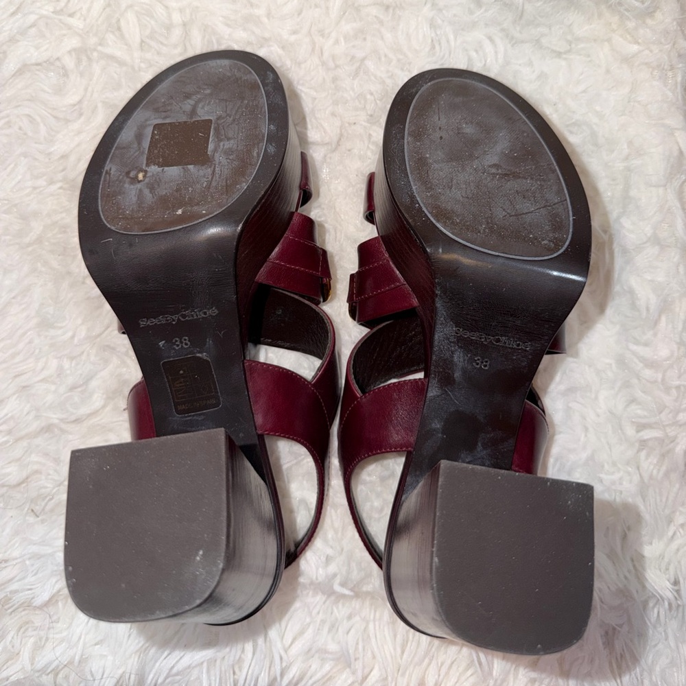 SEE BY CHLOÉ Burgundy Chain-Link Leather Platform
Sandals NWOT 38 - Picture 14 of 15